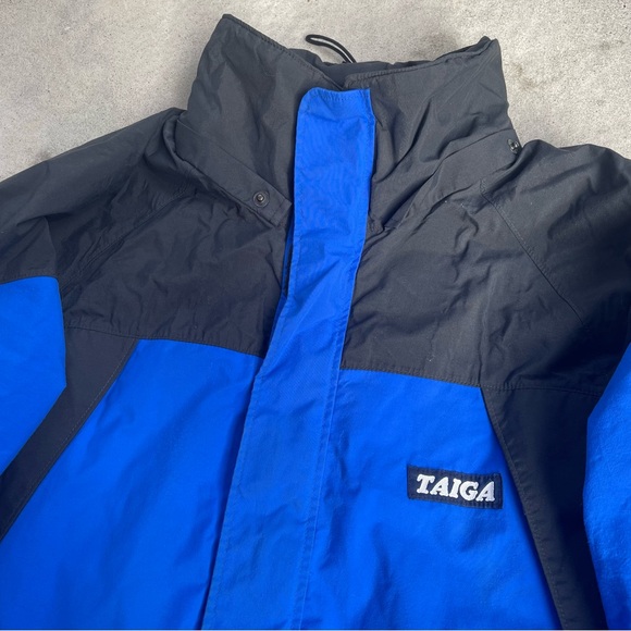 Taiga Vintage Blue Gore-Tex Jacket - size XL - Picture 7 of 7